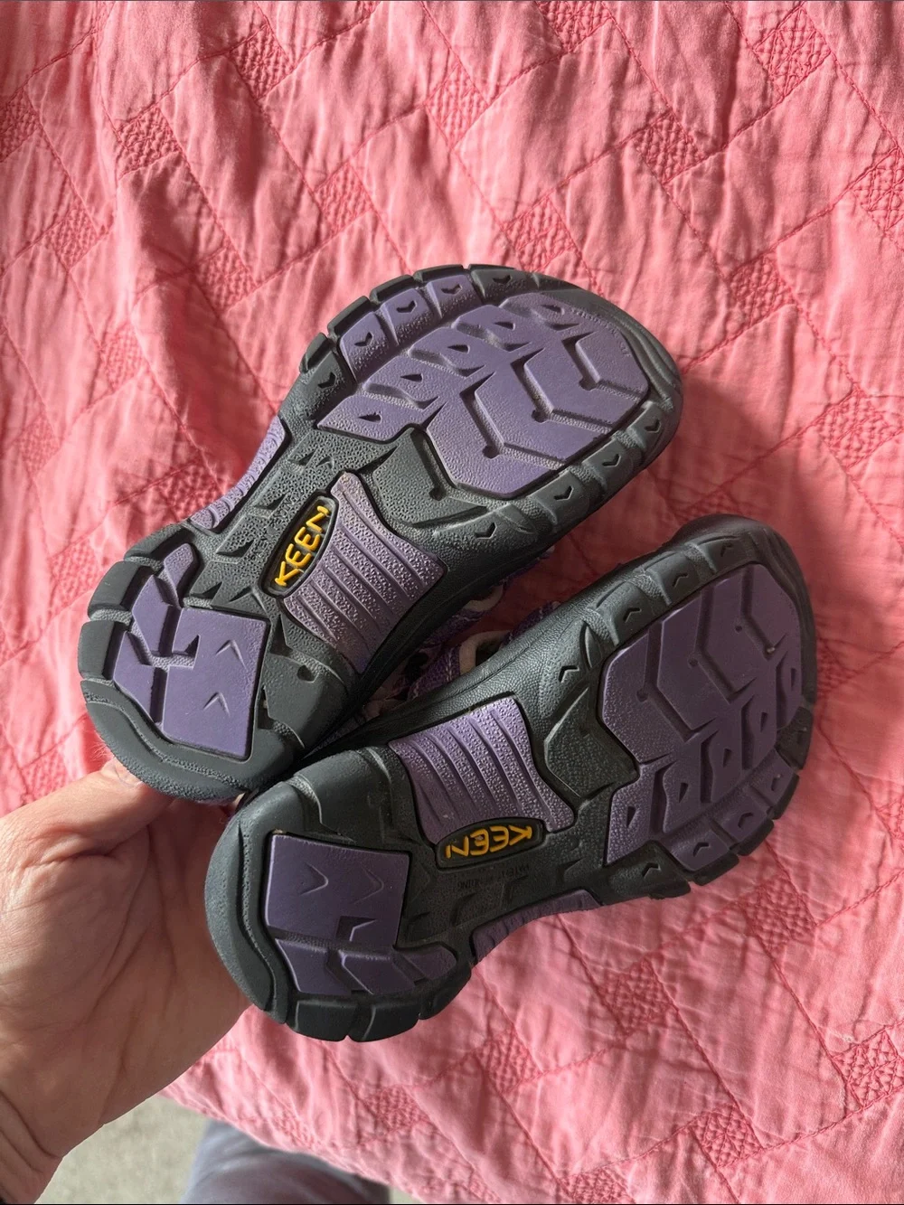 KEEN Kids Purple and Black Waterproof Closed-Toe Sandals